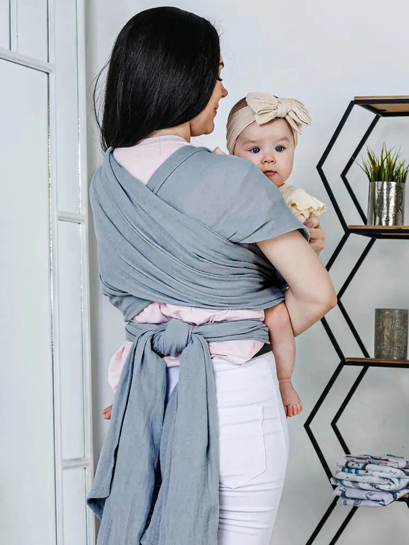 Porte bebe compact - BéBulle - Livraison gratuite et envoi du colis en moins de 24Hr.